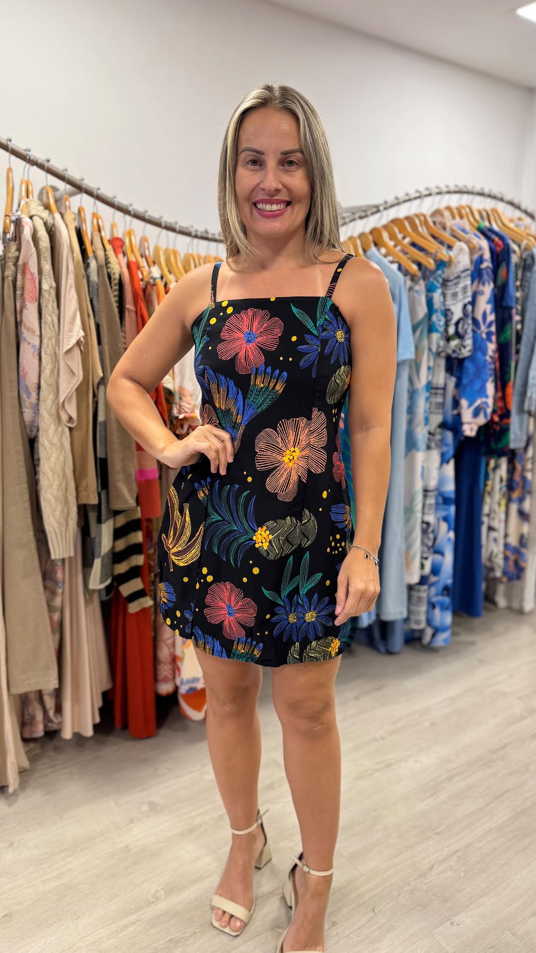 Macaquinho Raquel Brix